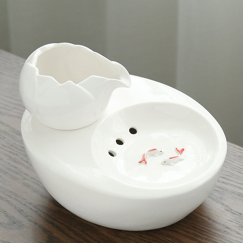 Flowing water fountain, living water cat, feeding water, drinking water artifact
